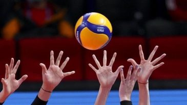İzmir&rsquo;in Kadın Voleybol Takımları, 9 Eyl&uuml;l İ&ccedil;in Tek Y&uuml;rek Oldu
