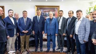 İzmir&rsquo;de esnaf oda başkanları Tugay&rsquo;a sorunlarını anlattı