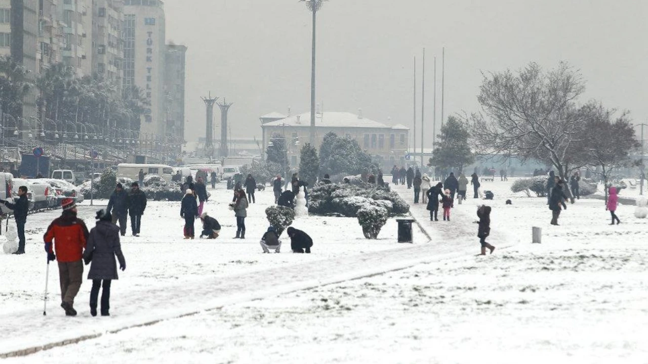 İzmir Kış Görseli