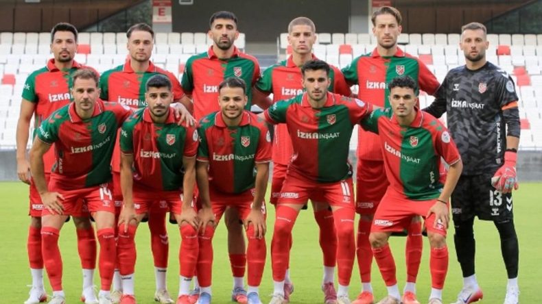 Karşıyaka Kupaya Erken Veda Etti