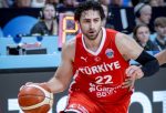 Karşıyaka'nın Gündeminde: Milli Basketbolcu Furkan Korkmaz