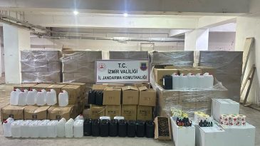 Konak'ta Ka&ccedil;ak&ccedil;ılık Operasyonu: Sahte Alkol &Uuml;retimine Darbe!
