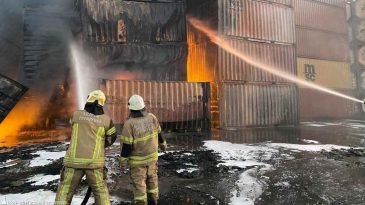 M&uuml;dahale 3 saat s&uuml;rd&uuml;: İzmir'de facia b&ouml;yle &ouml;nlendi