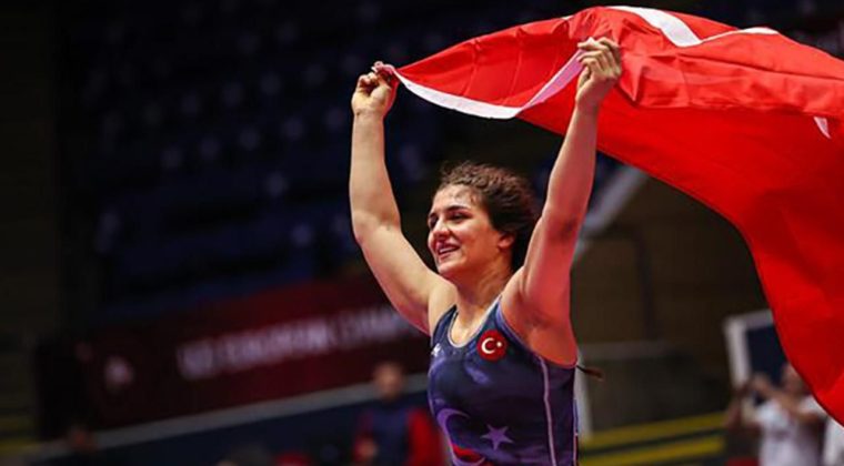 Nesrin Baş Finale Yükseldi!