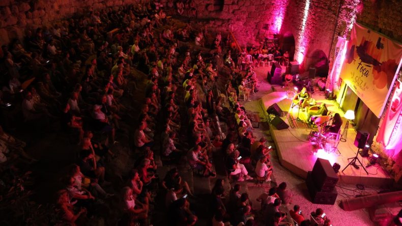 Sanat İzmir'de Hayat Buluyor: 7 Eylül'e Kadar Devam Edecek Etkinlik Programı!