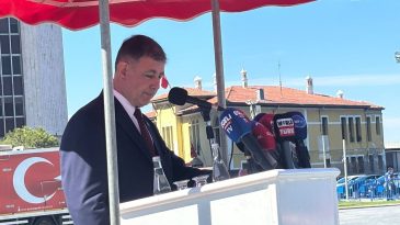 Tugay'dan 9 Eyl&uuml;l Mesajı: D&uuml;nyanın Neresinde B&ouml;yle Değerli Bir Şehir Var?