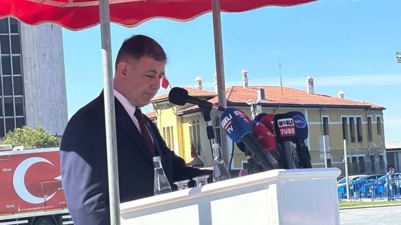 Tugay'dan 9 Eylül Mesajı: Dünyanın Neresinde Böyle Değerli Bir Şehir Var?