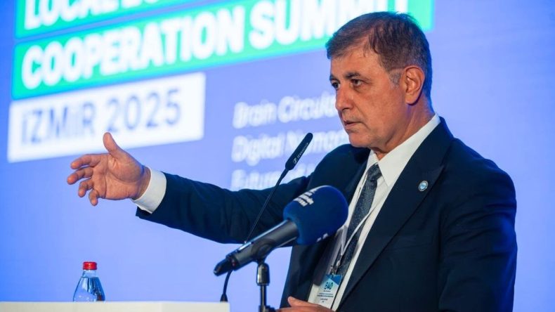 Tugay'dan Demokrasi ve İş Birliği Vurgusu: Sınırları Aşmalı, Ortak Çözüm İçin El Ele Vermeliyiz