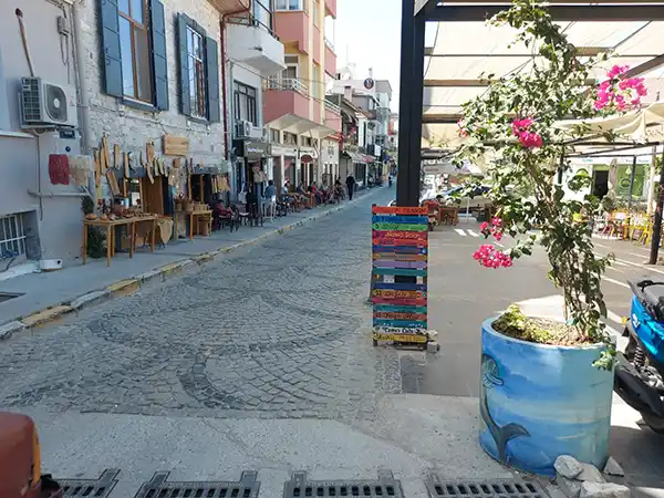 Urla Sanat Sokağı