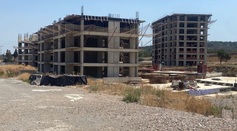 Uzundere'deki Krizin Perde Arkası: Tugay 95 Bin TL Taksitle Ev Alabilir mi?