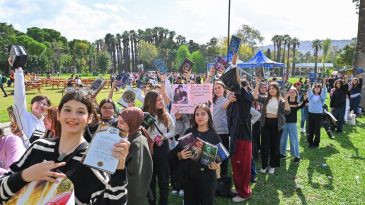 Ahmet Ümit: İzmir Kitap Fuarı Büyük İlgiyle Gerçekleşti