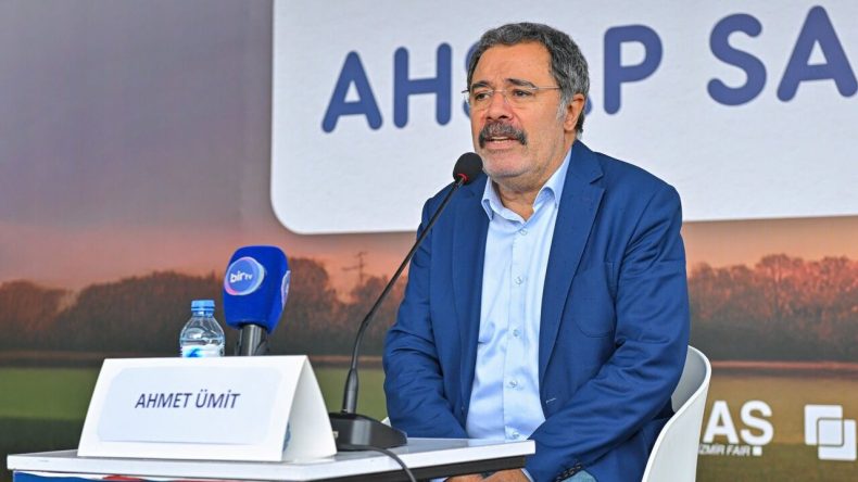 Ahmet Ümit, İzmir'de Yeni Romanını Tanıttı: Antik Roma'da Cinayet!