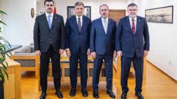 AKP Heyetinden Tugay’a Ziyaret: Karşıyaka Stadyumu İçin Kritik Engel Aşıldı