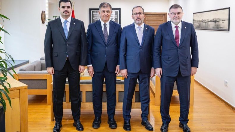 AKP Heyetinden Tugay’a Ziyaret: Karşıyaka Stadyumu İçin Kritik Engel Aşıldı