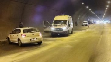 Bayraklı T&uuml;nellerinde Zincirleme Kaza: 8 Ara&ccedil; Karıştı