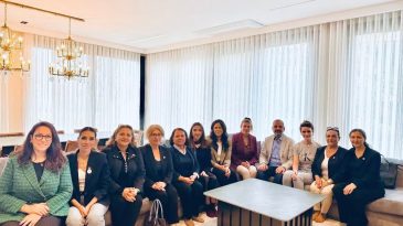 CHP Kadın Kollarından Aslanoğlu’na destek ziyareti: 105 gün hücrede, bugün ev hapsinde…