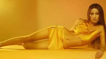 Derya Uluğ Bu Akşam Denizli'de Sahne Alacak