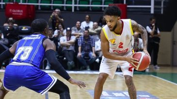 Göztepe Parkede Fark Yaratıyor: Kocaeli Kağıtspor'u 85-66 Yenerek Galip Geldi