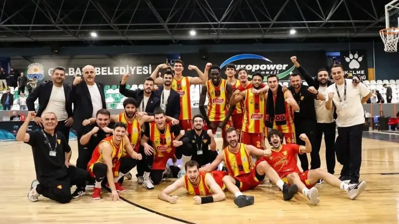 Göztepe, Son Saniye Üçlüğü ile Zafer Kazandı!