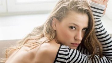 İngilizce Aksanıyla Dikkat Çeken Sarıkaya'nın Favori Şarkısı Gündem Oldu!
