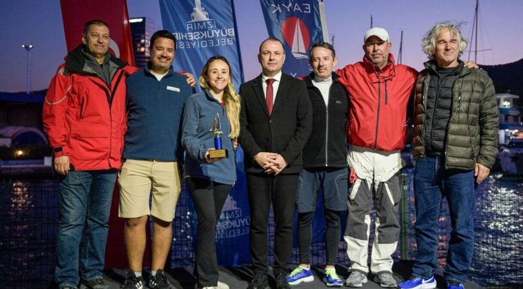 İzmir Körfezi’nde Cumhuriyet Coşkusu: 102 Mil Yat Yarışı Tamamlandı