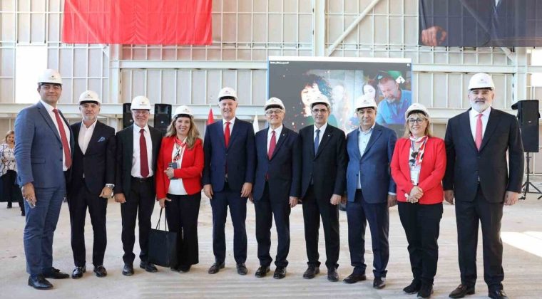 İzmir Ticaret Odası ve İEÜ’den Cumhuriyet’e anlamlı kutlama