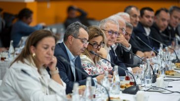 İzmir'de Su Krizi Üzerine Görüşmeler Yapıldı