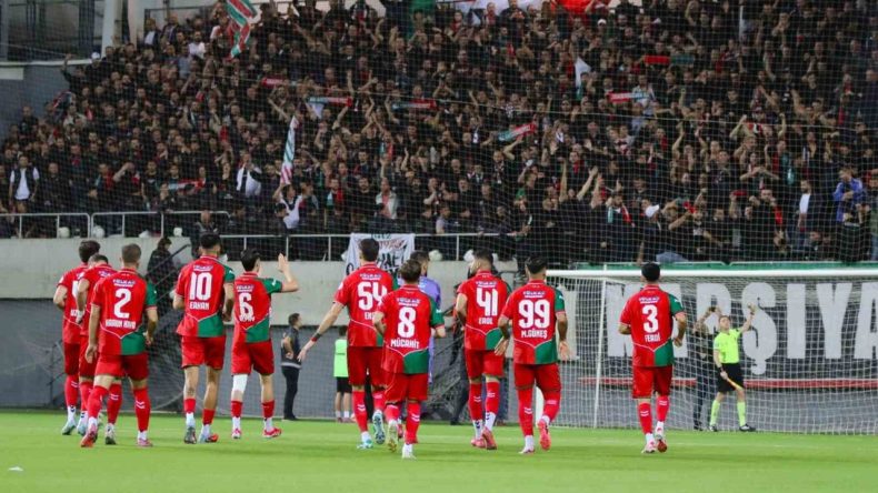 Karşıyaka'dan Hakem Tepkisi