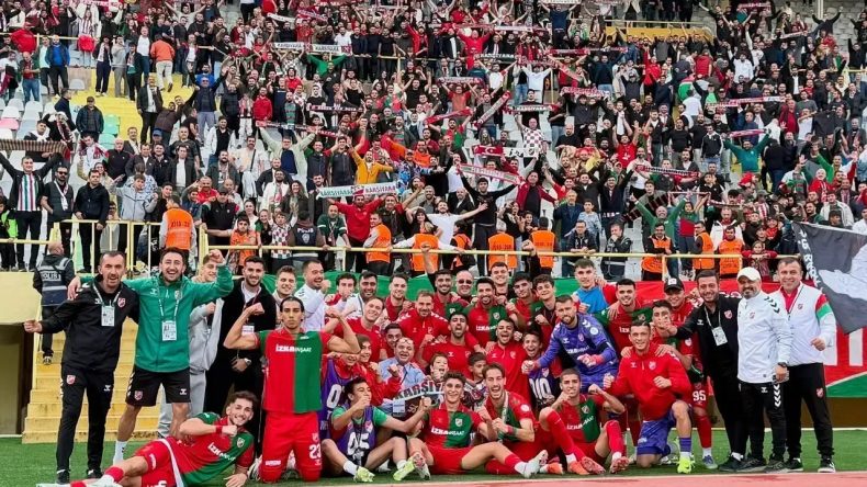 Karşıyaka’da Basatemür oyunu beğenmedi: Günümüzde değildik
