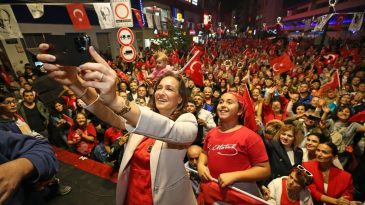 Karşıyaka’da Cumhuriyet Coşkusu: Eğlence Tavan Yapacak!