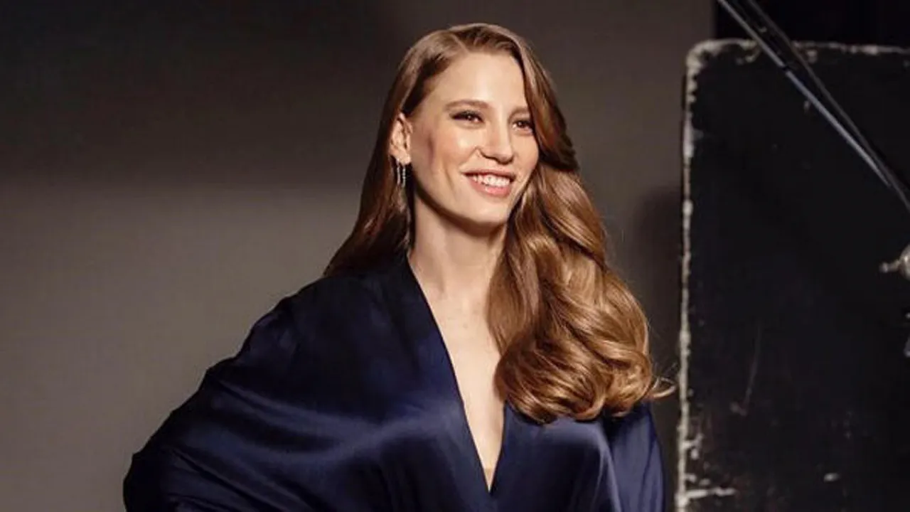 Serenay Sarıkaya