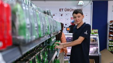 T&uuml;rkiye&rsquo;ye &Ouml;rnek Model: İzmir&rsquo;de &Ccedil;alışmak İsteyene Engel Yok