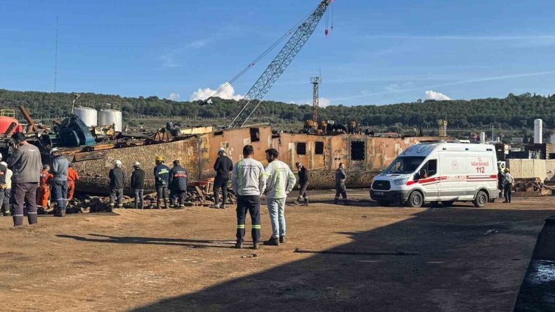 Aliağa'da Üzücü Kaza: İşçi Gemi Parçasının Altında Hayatını Kaybetti