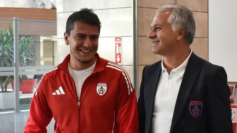 Altınordu'da Namet Ateş İstifa Etti: "Yüreğimin Bir Parçasını Bırakıyorum"