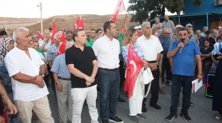 Babası Harmandalı’da Direniyor Diye Oğlu Büyükşehir’de Havuzda: Bu Mudur Hak?