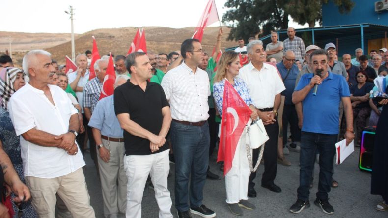 Babası Harmandalı’da Direniyor Diye Oğlu Büyükşehir’de Havuzda: Bu Mudur Hak?