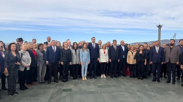 Başkan G&uuml;&ccedil;: &Ouml;ğretmeni Yok Sayan Hi&ccedil;bir İktidar Ayakta Kalamaz!