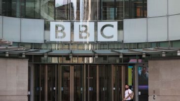 BBC'de Trump Belgeseli Tartışması İstifalara Neden Oldu