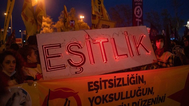 BM'den Uyarı: Kadınlar İ&ccedil;in En &Ouml;l&uuml;mc&uuml;l Yer Ev!