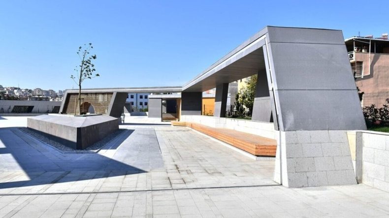 Büyükşehir meclisinde Karabağlar otoparkları tartışma yarattı | CHP Grubu: En yüksek indirimi yaptık