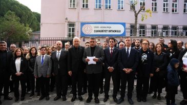 CHP İzmir'den MEB'e 10 Kasım Tepkisi: Atatürk Milletin Kalbindedir!