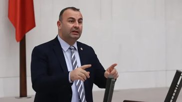 CHP’li Arslan’dan sert eleştiri: İzmirlinin aklıyla alay etmeyin