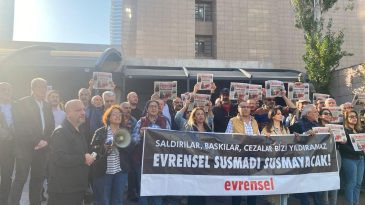 Evrensel Davası Başladı: Tüm Gazetelere Yönelik Bir Saldırı!