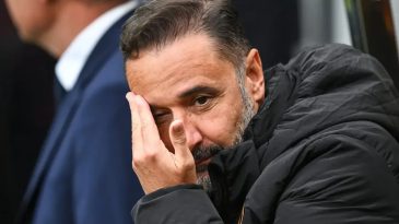 Fenerbahçe’nin Eski Teknik Direktörü Premier Lig'den Ayrıldı