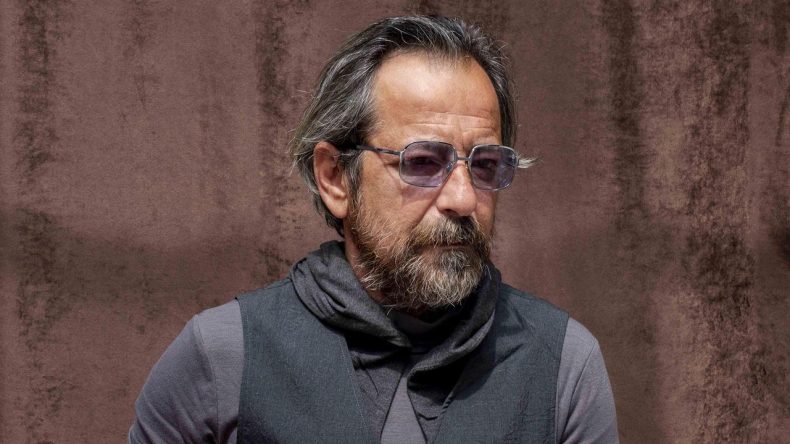 Feridun D&uuml;zağa&ccedil;&rsquo;tan Yapay Zeka Teyidi: Şarkılarımı Kirletmeyin!