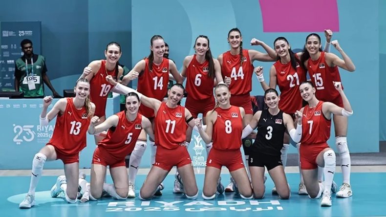 Filenin Sultanları rahat bir galibiyetle finale yükseldi: Tacikistan'a set vermedik!