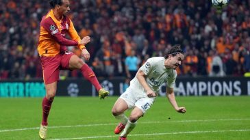 Galatasaray Evinde Yenildi!