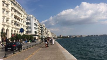 Gidenler İzmir sanıyor: Hem tarihi ile hem g&uuml;zelliğiyle b&uuml;y&uuml;l&uuml;yor