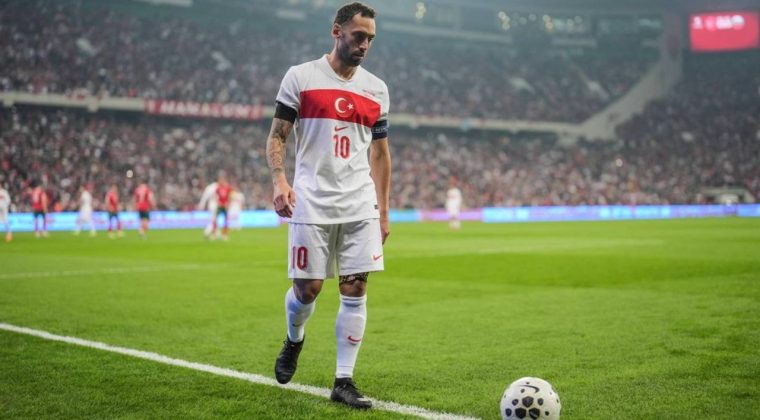 Hakan Çalhanoğlu, Milli Takım Kadrosundan Çıkarıldı