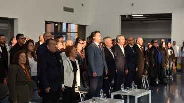 İAOSB’de 09.05’te zaman durdu: Yürekler Atatürk için bir oldu